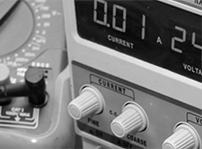 振動篩篩分四溴雙酚A固體粉料使用現(xiàn)場